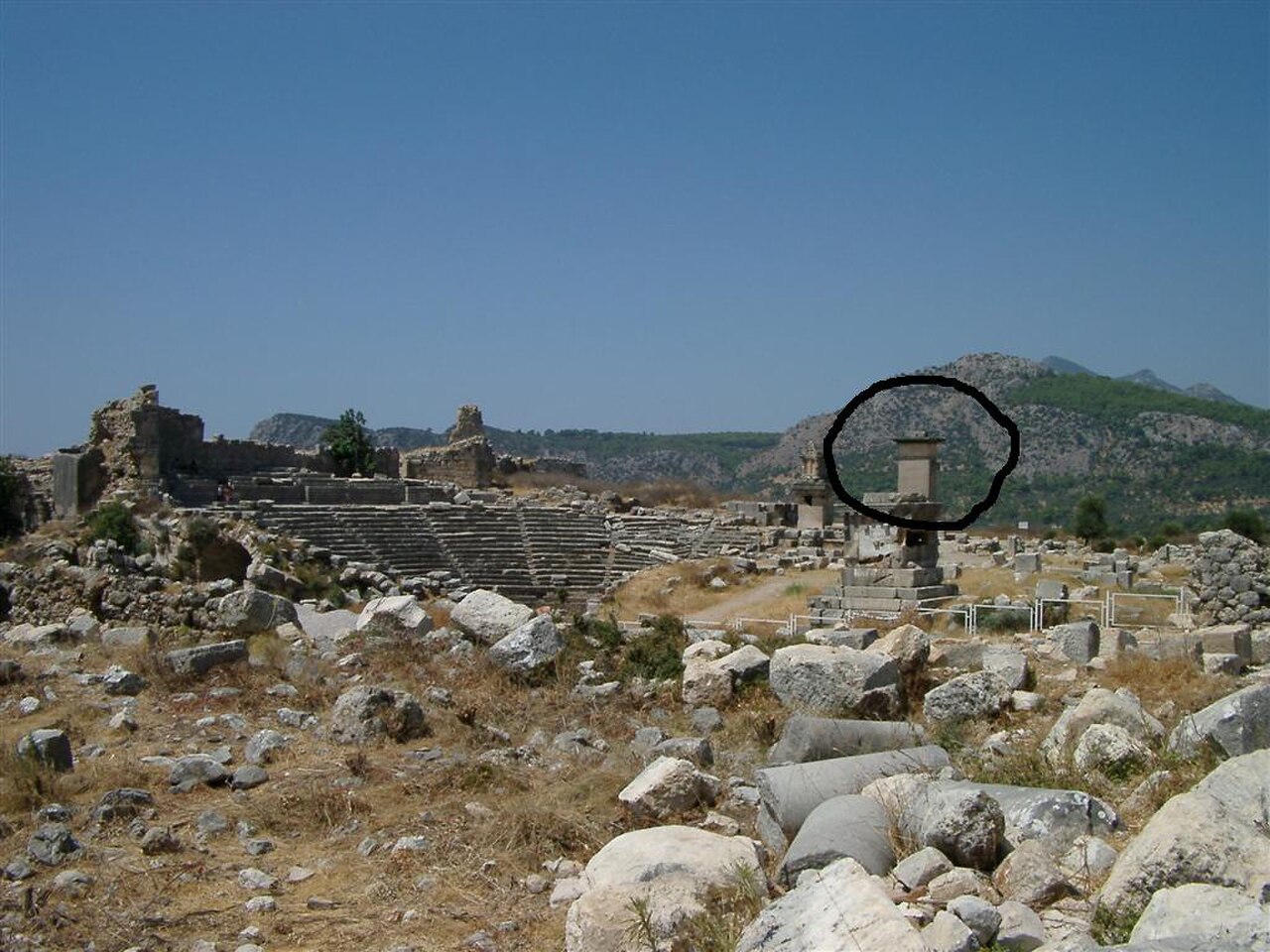 صورة Harpy Tomb