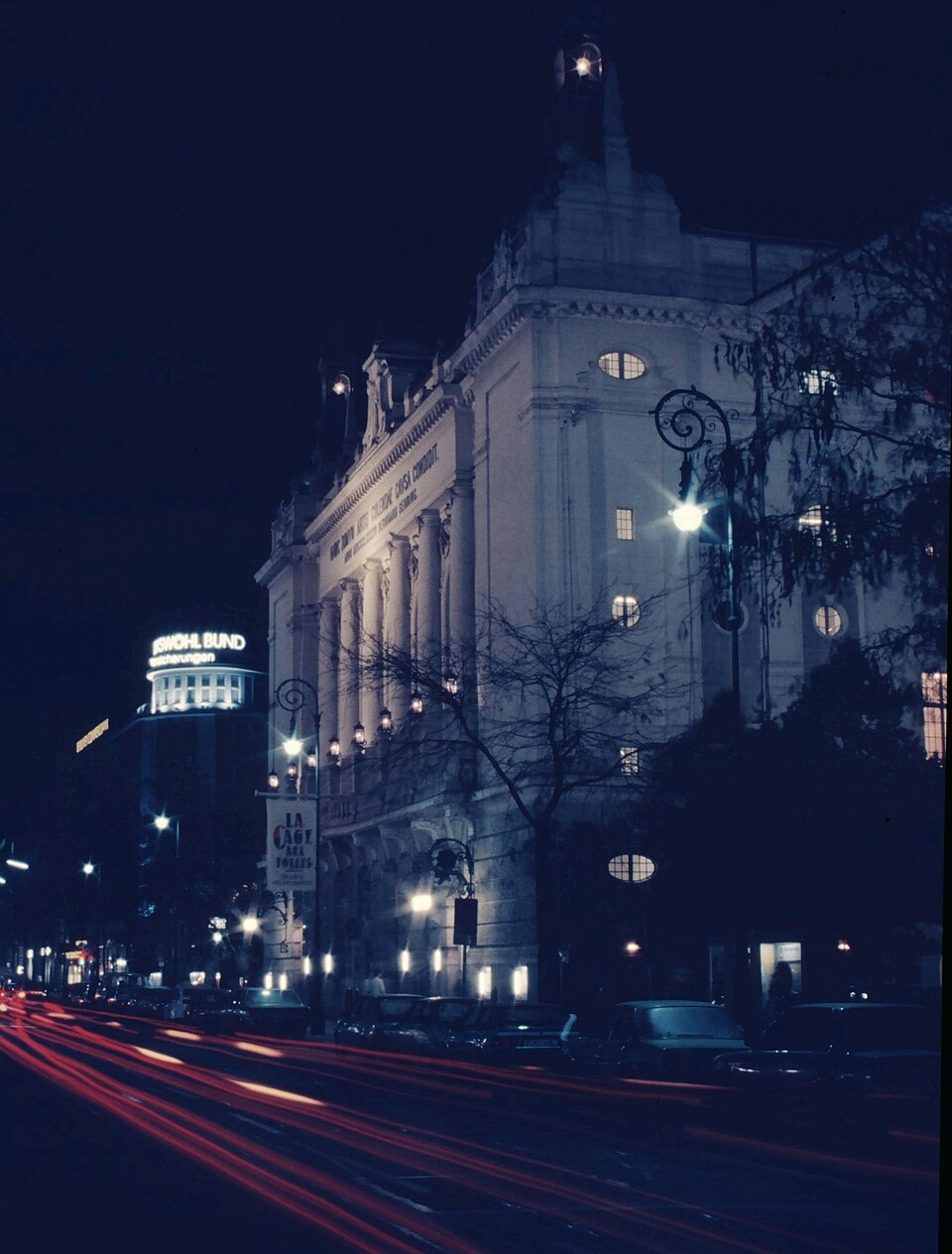 A photograph of Theater des Westens