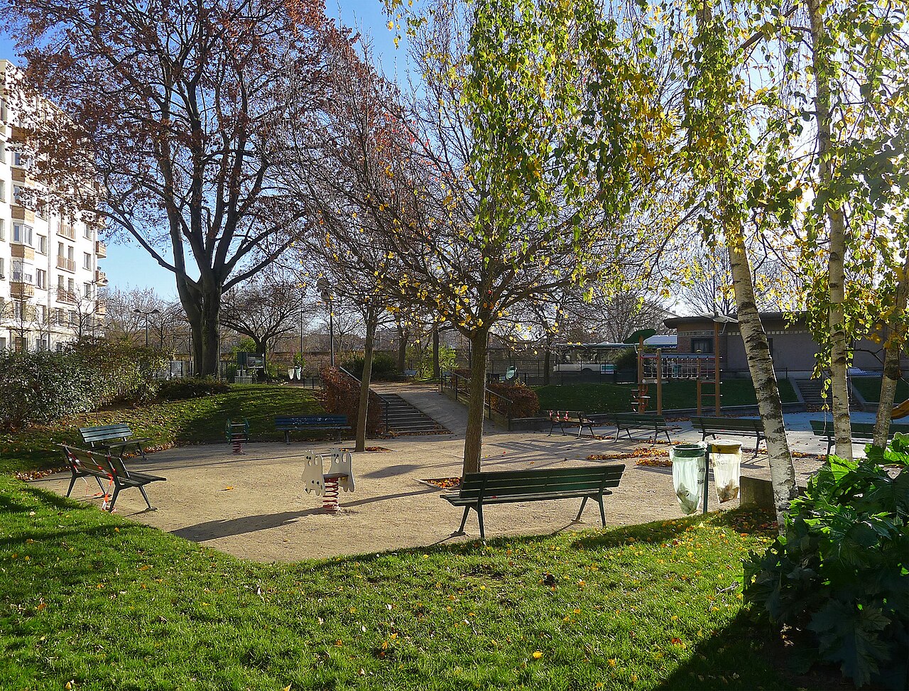 Jean-Moulin Bahçe-Meydanı