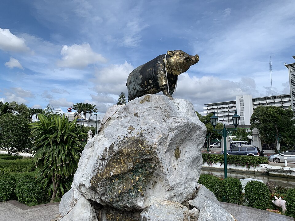 A photograph of Saha Chat monument