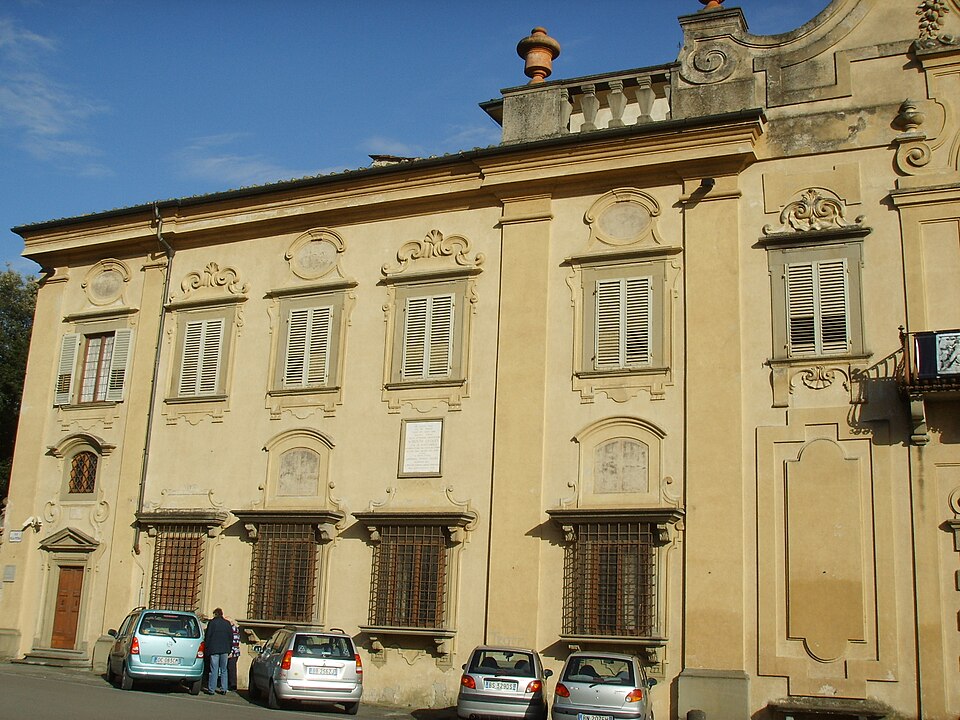 A photograph of Villa Corsini in Castello