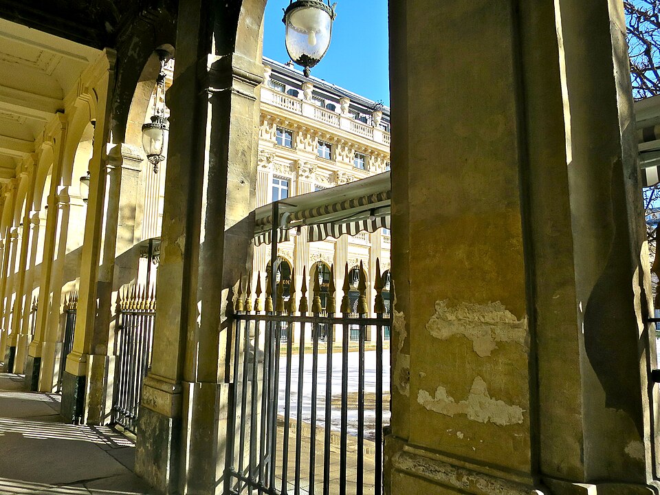 A photograph of Palais-Royal