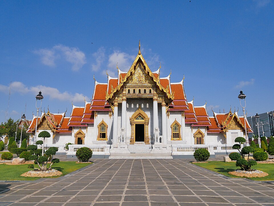A photograph of Wat Benchamabophit
