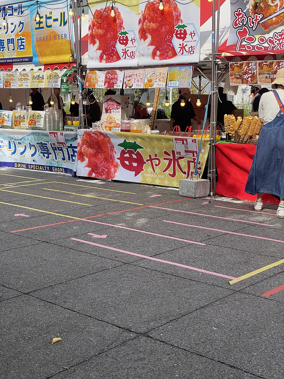 A photograph of Kanda-myōjin