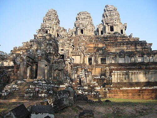 ប្រាសាទតាកែវ