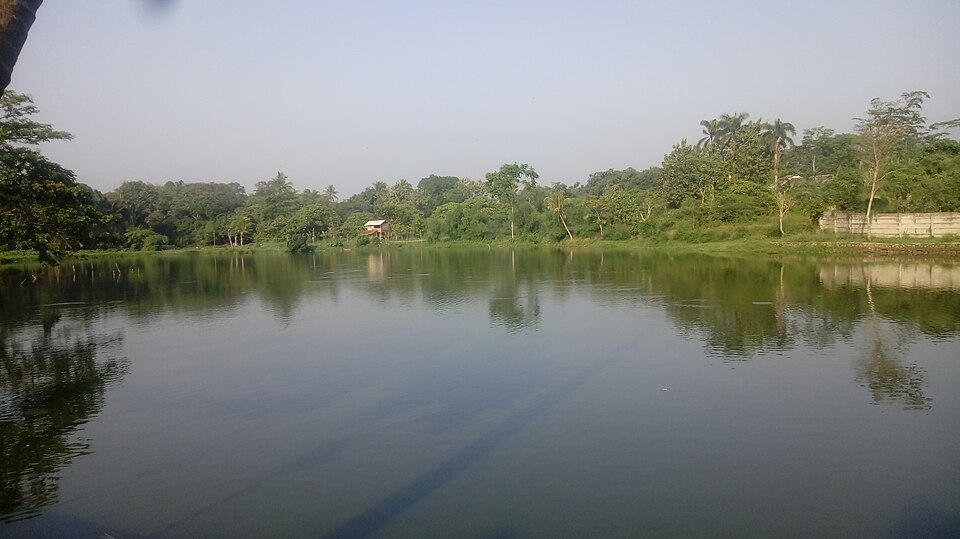 A photograph of Danau Pulo