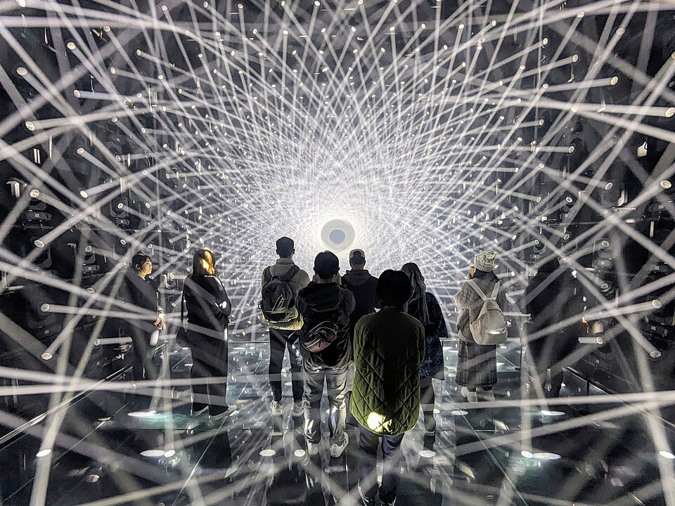 teamLab Borderless