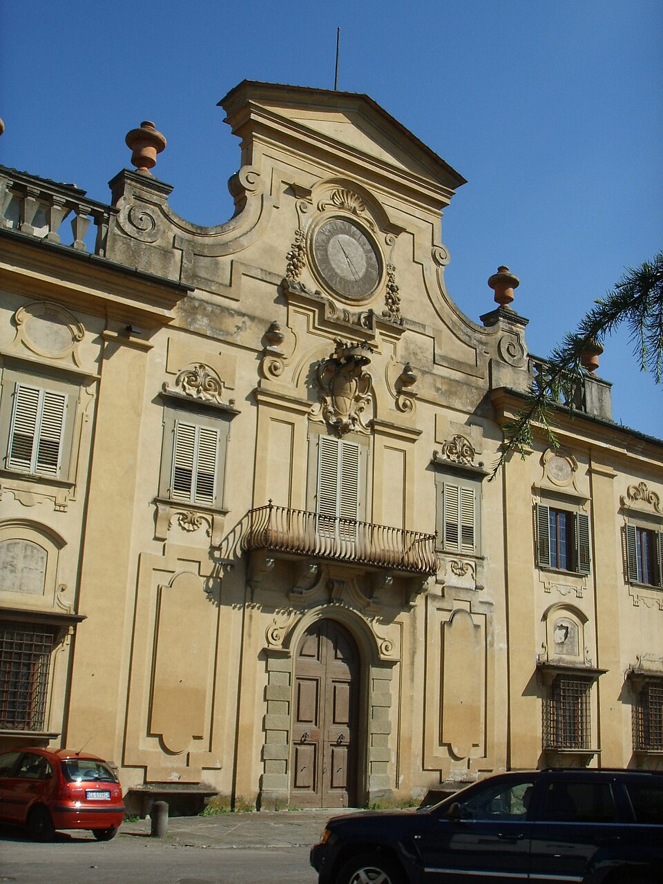 A photograph of Villa Corsini in Castello