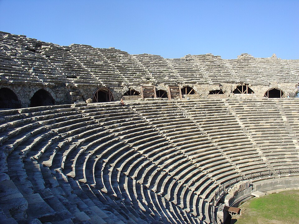 Roman Theatre, Side