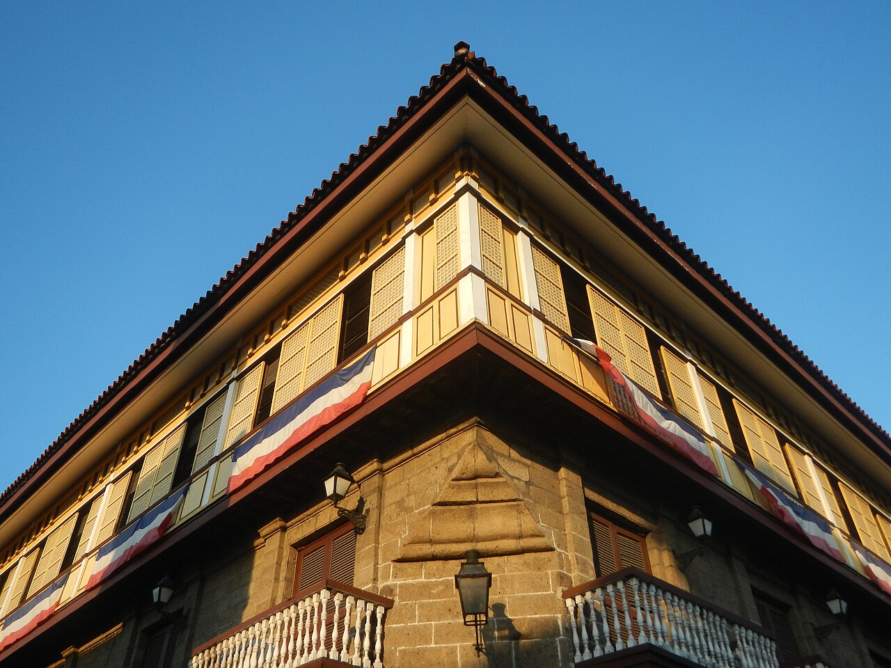 A photograph of Casa Manila