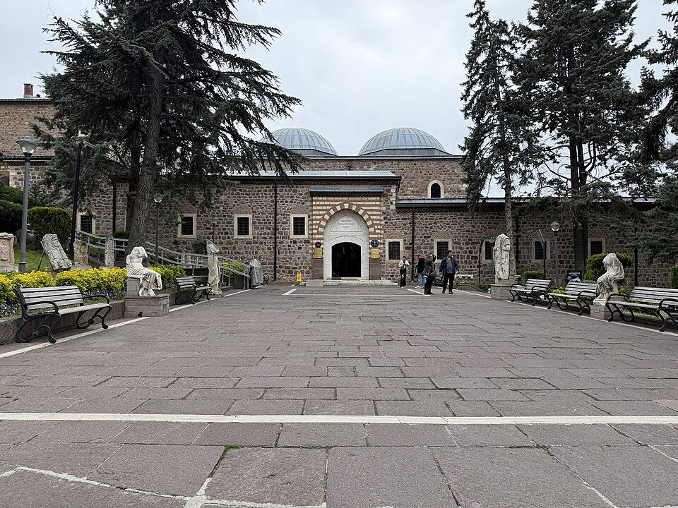 A photograph of Kurşunlu Hanı