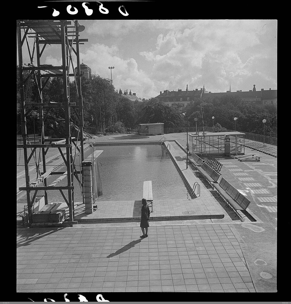 A photograph of Vanadisbadet