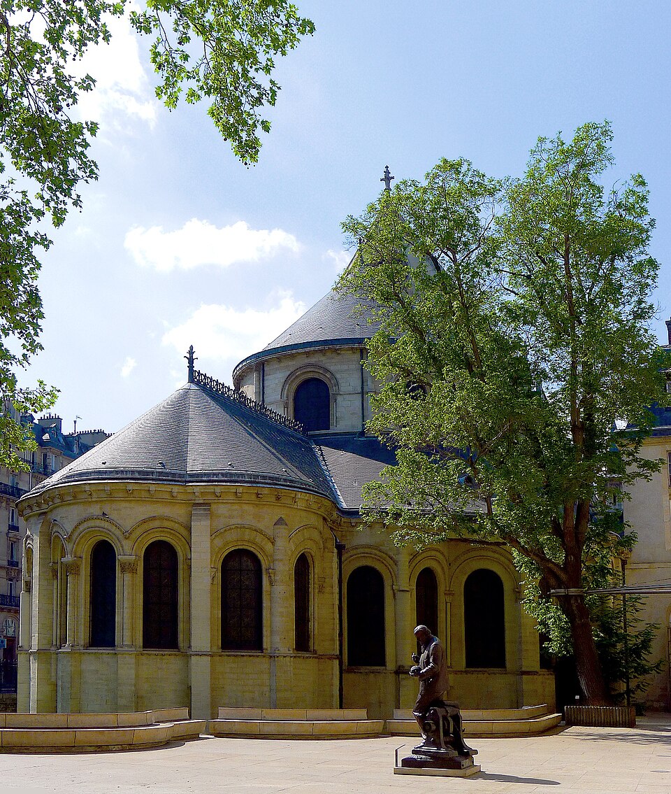 A photograph of square du Général-Morin