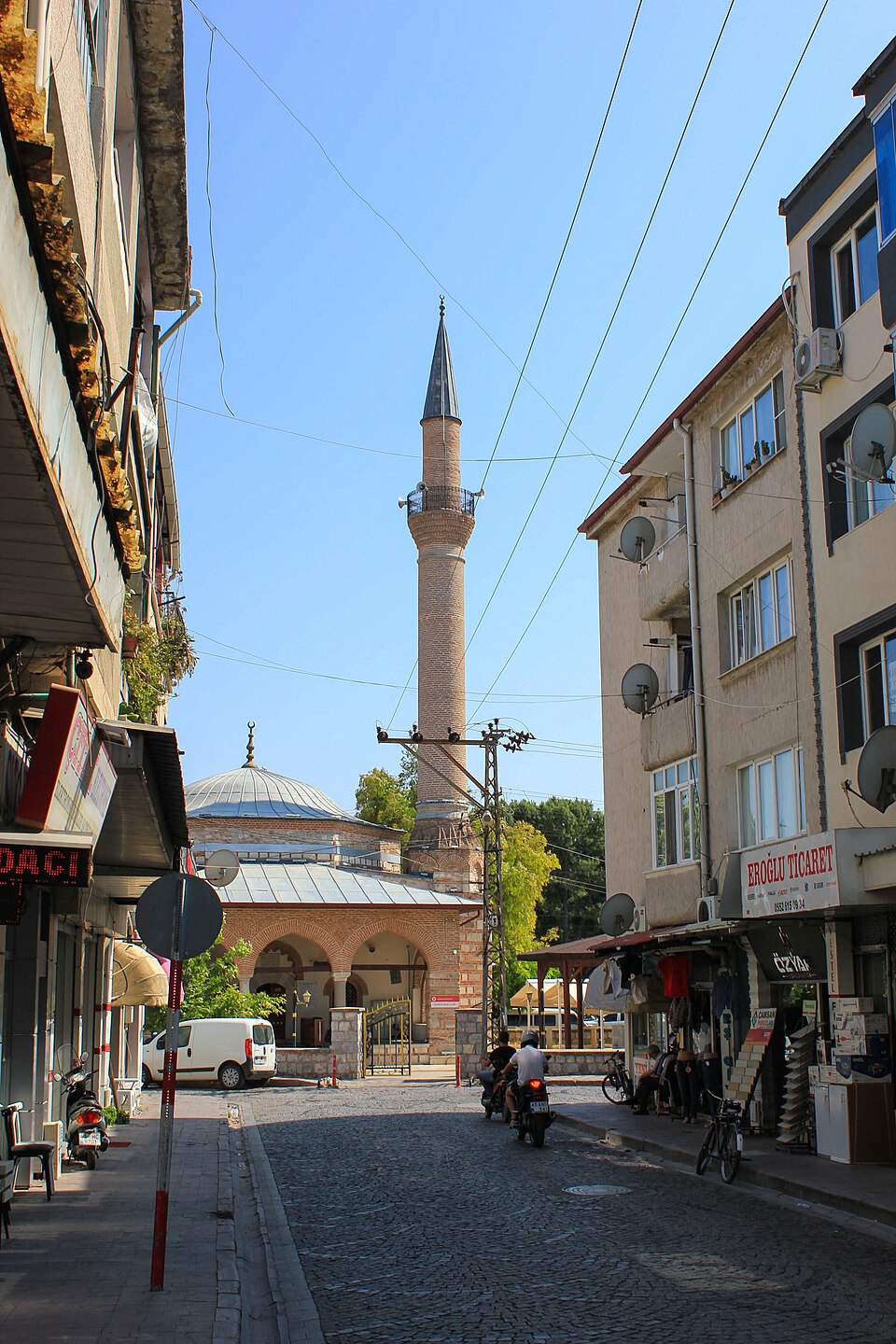 A photograph of Gülruh Sultan Mosque