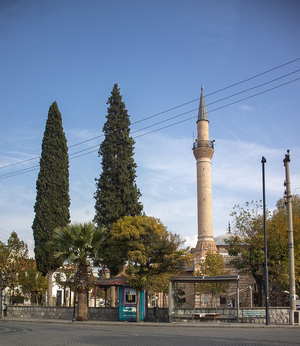 A photograph of Gülruh Sultan Mosque