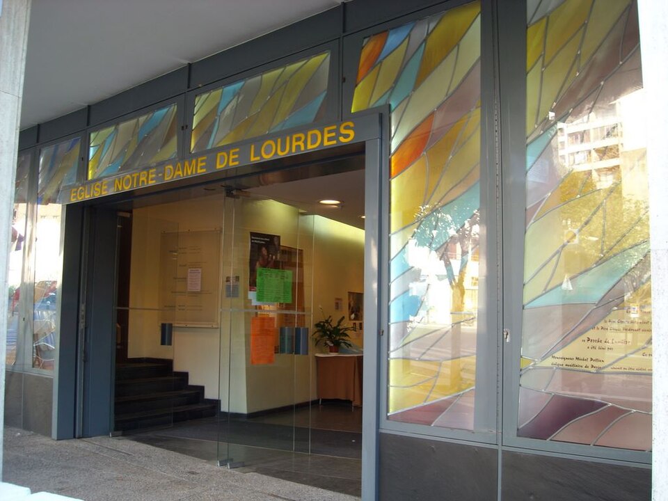 A photograph of Église Notre-Dame de Lourdes
