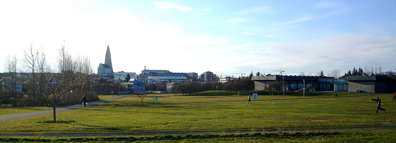 A photograph of Klambratún