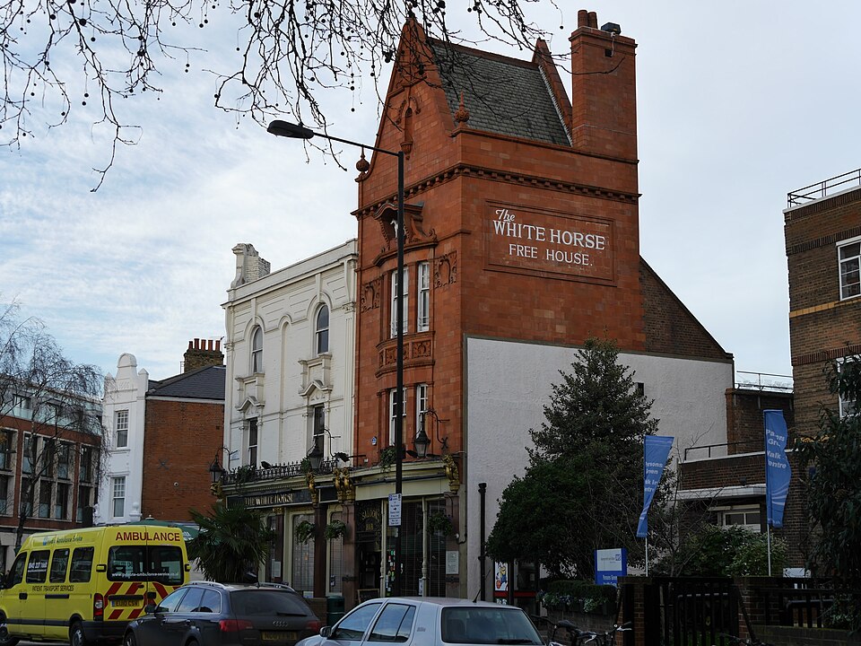 A photograph of The White Horse