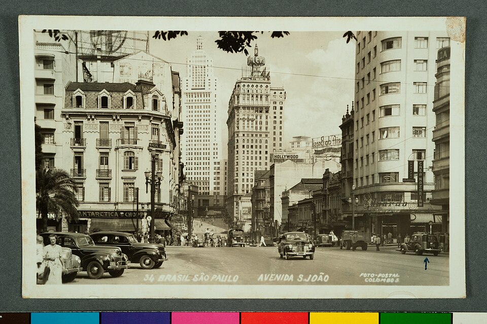 A photograph of Martinelli Building