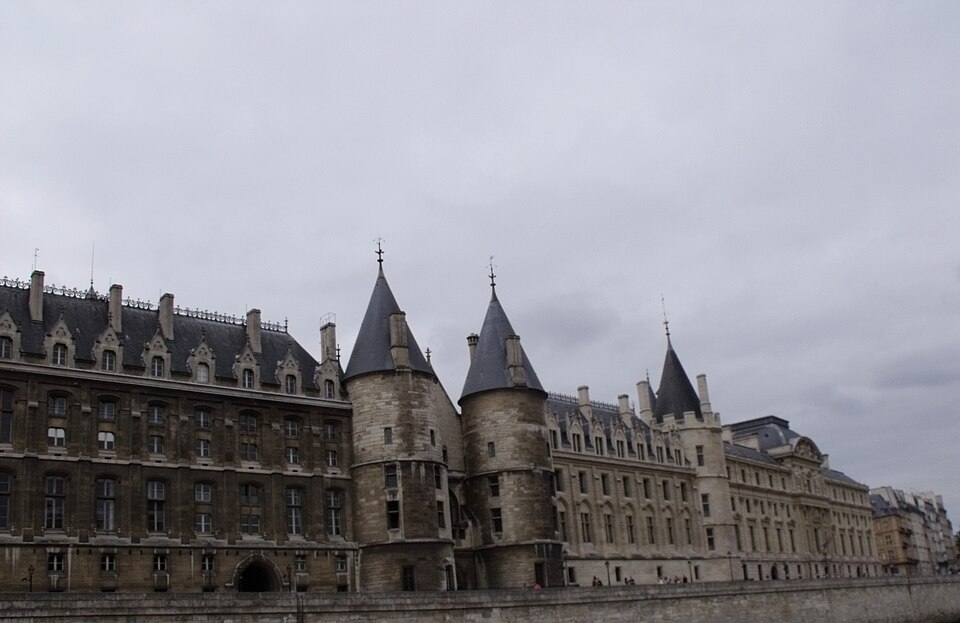 A photograph of Conciergerie