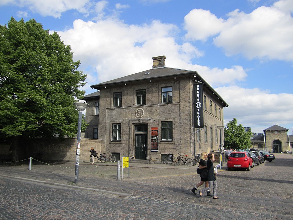 A photograph of Husets Teater