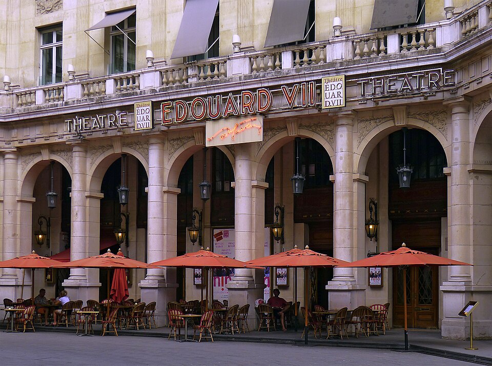 A photograph of Théâtre Édouard VII
