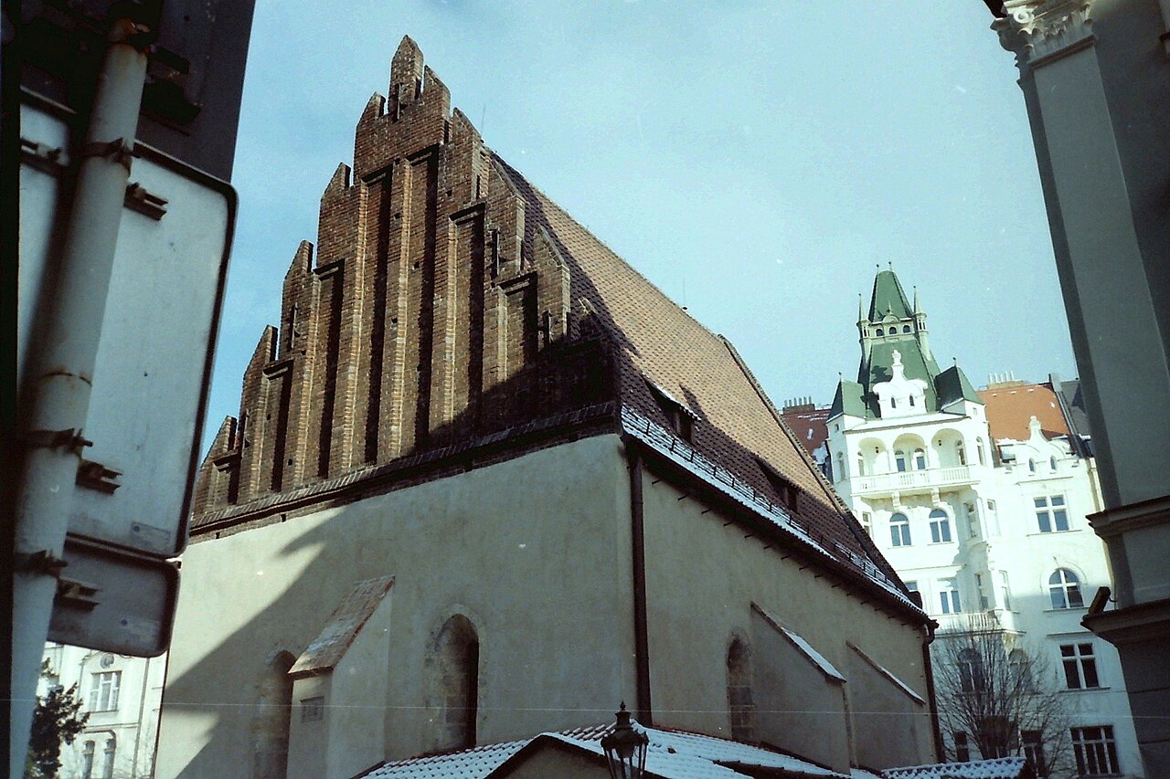 Una fotografía de Staronová synagoga