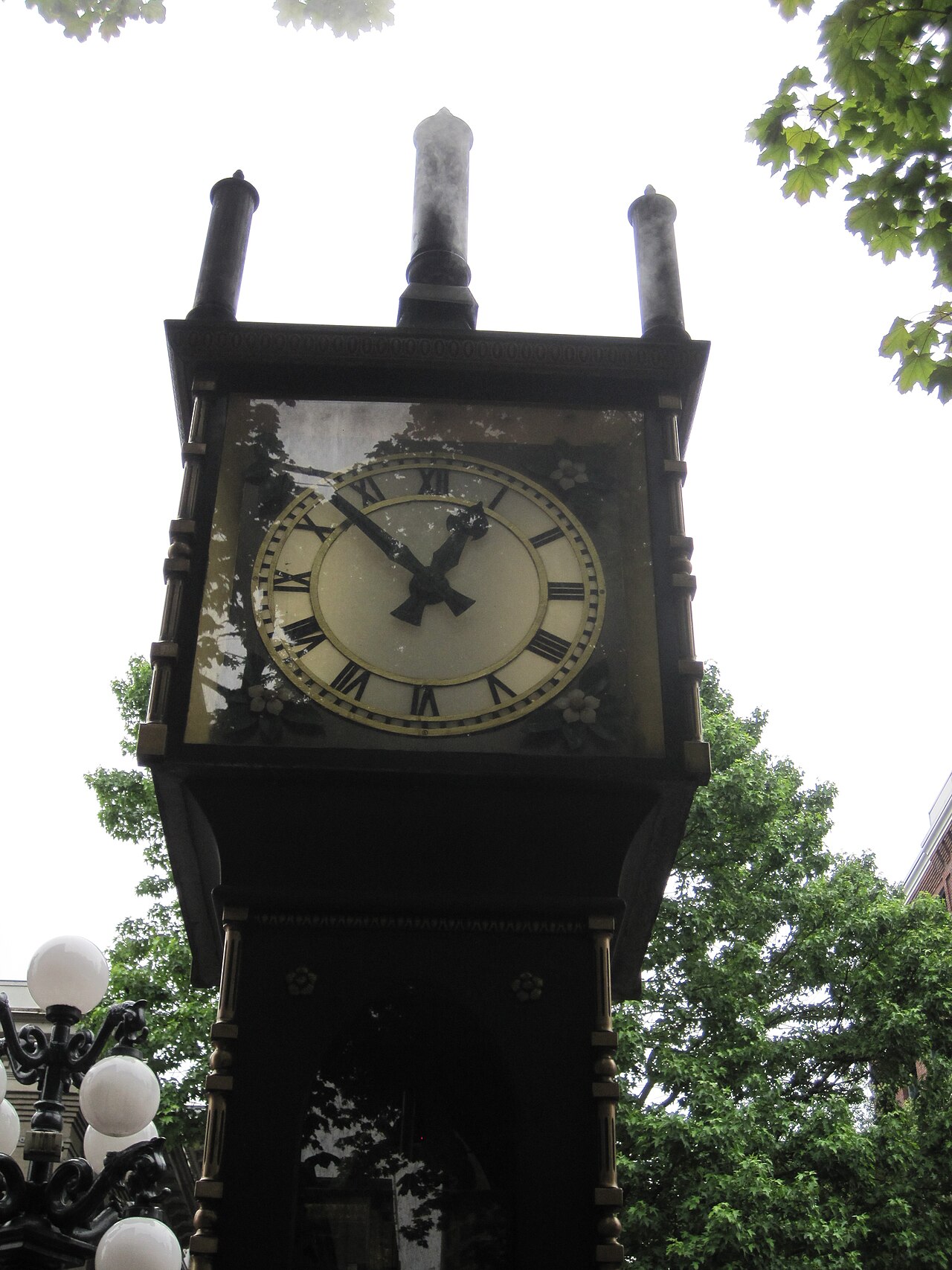 A photograph of Gastown Steam Clock