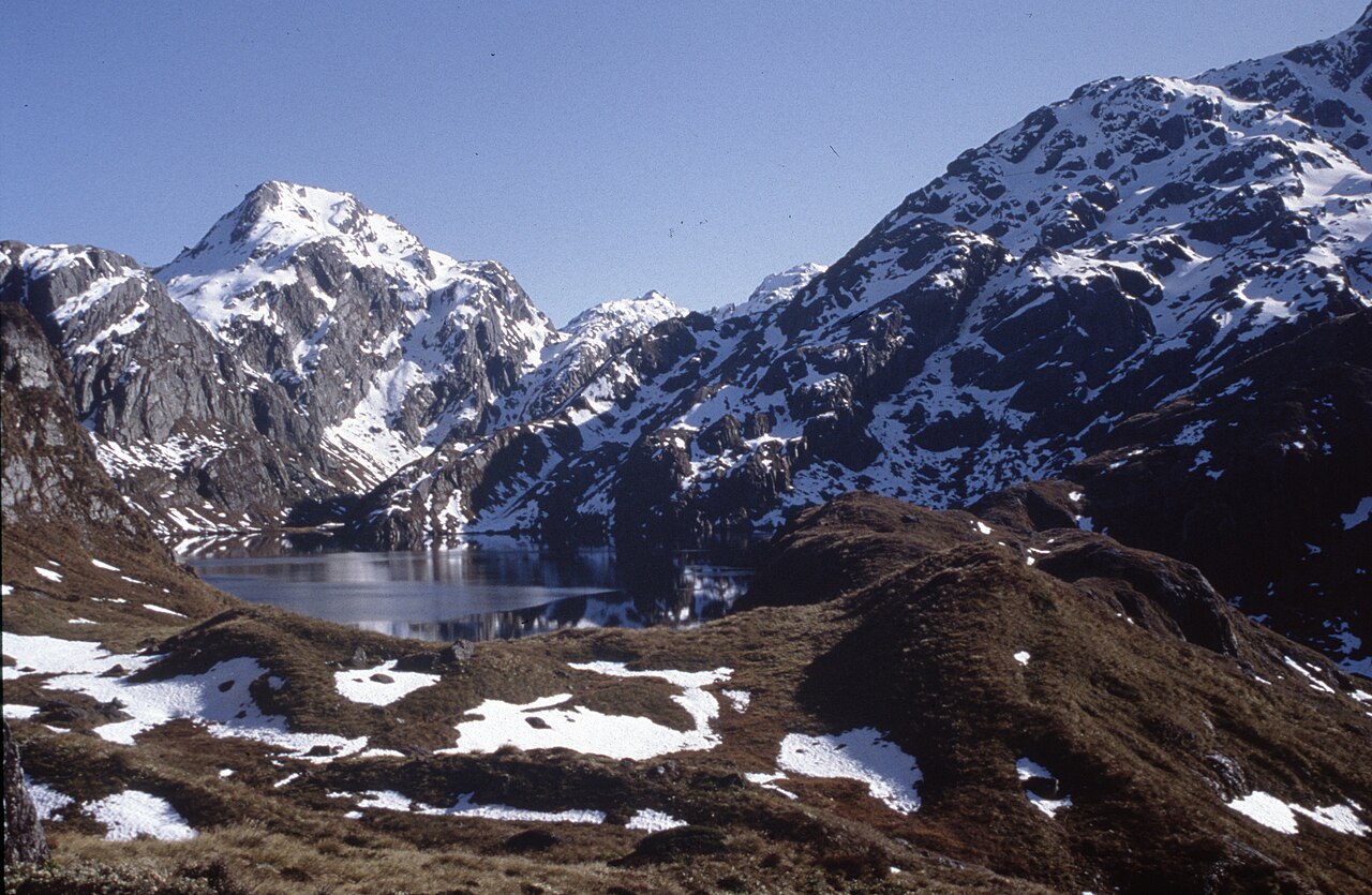Una fotografia di Lake Harris