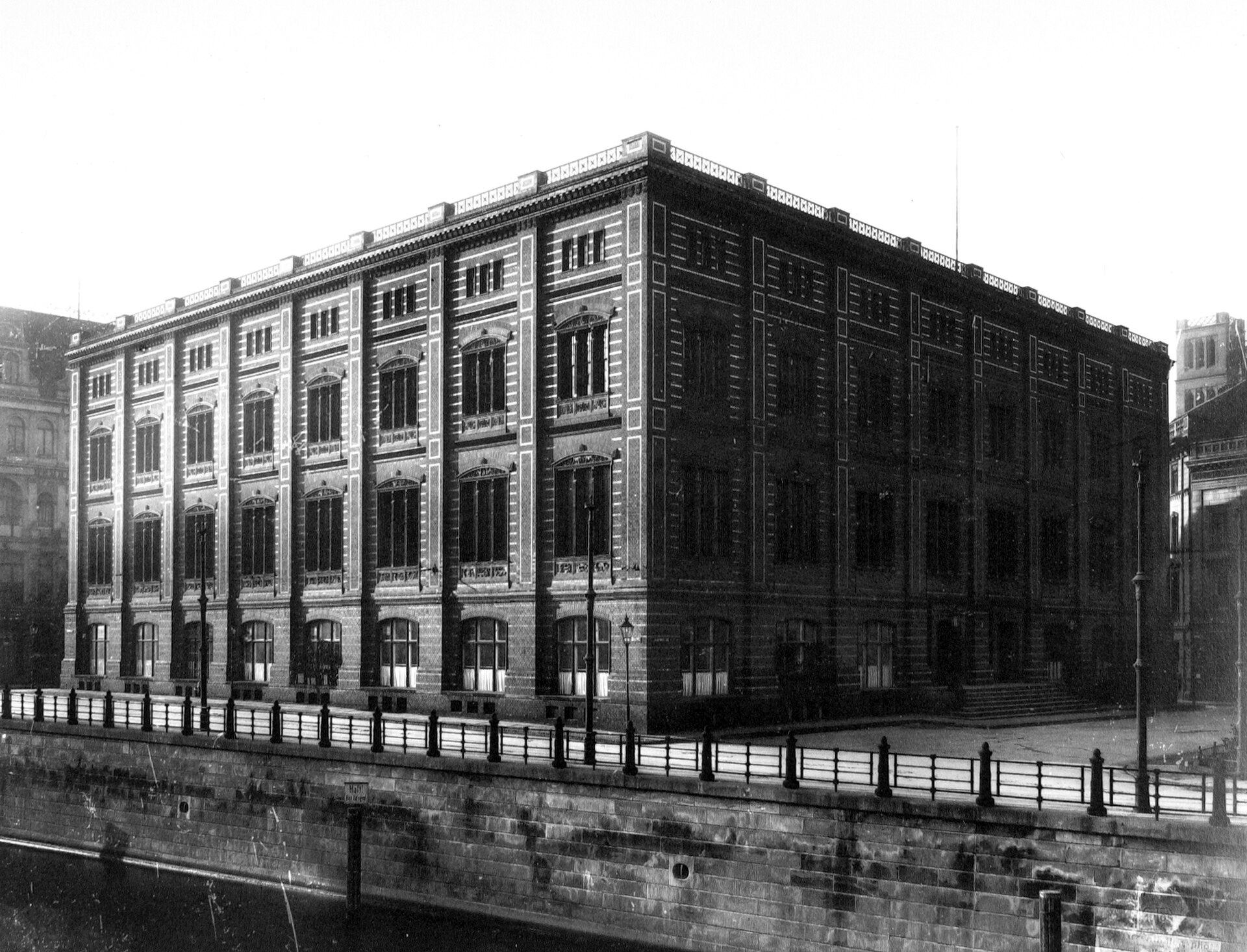 Una fotografia di Bauakademie