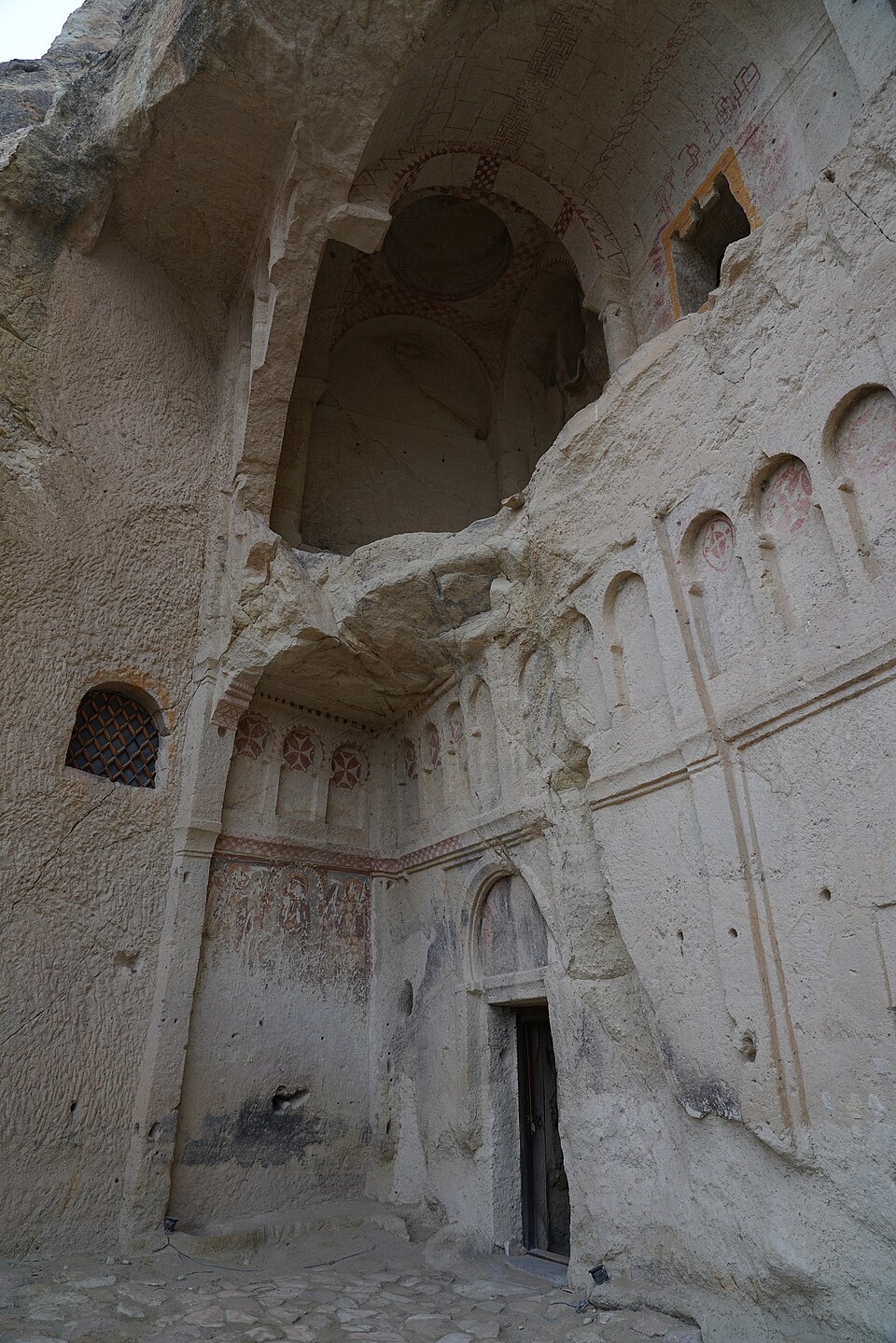 A photograph of Dark Cave