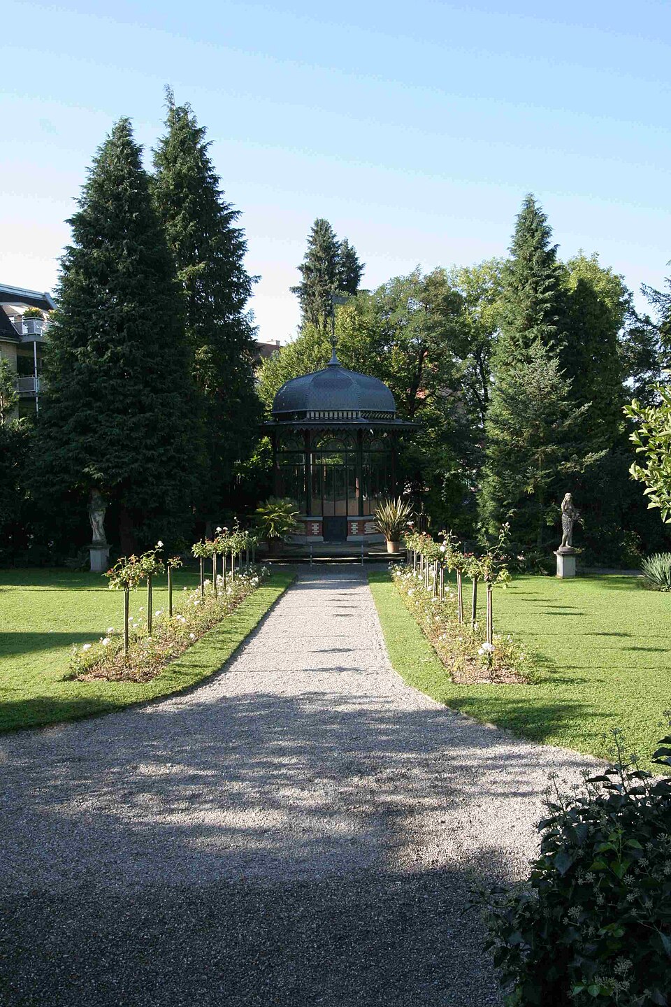 A photograph of Villa Patumbah