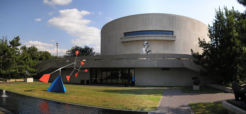 A photograph of Hirshhorn Museum and Sculpture Garden
