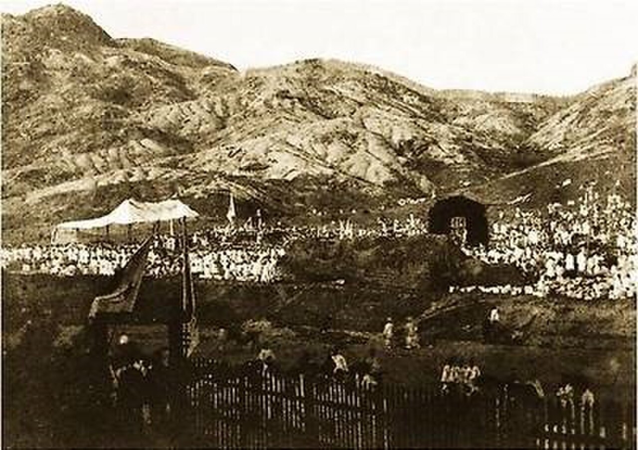 Uma fotografia de Independence Gate