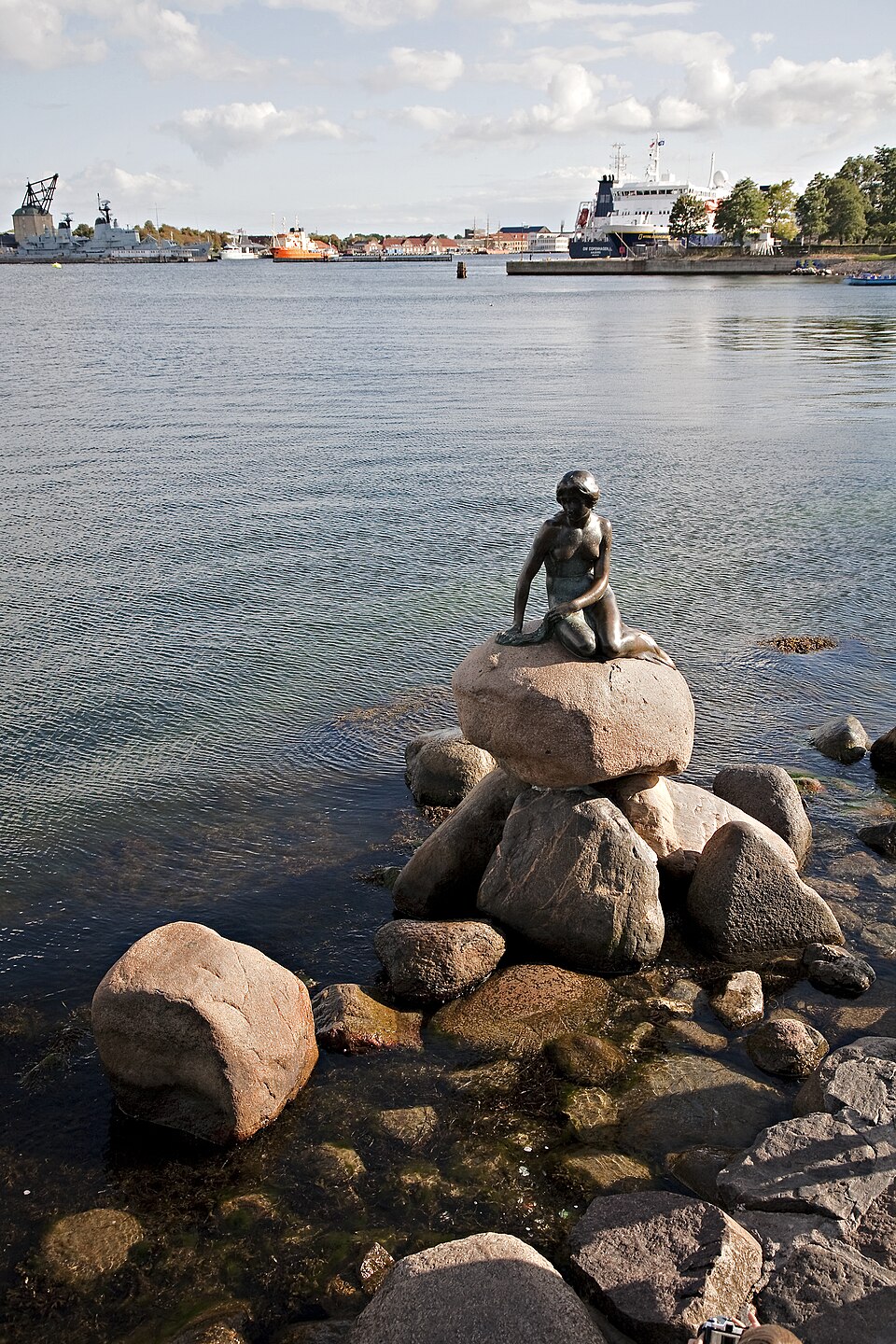 A photograph of The Little Mermaid