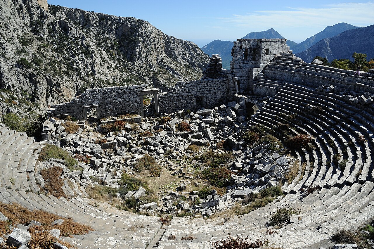 Termessos Antik Tiyatrosu fotoğrafı