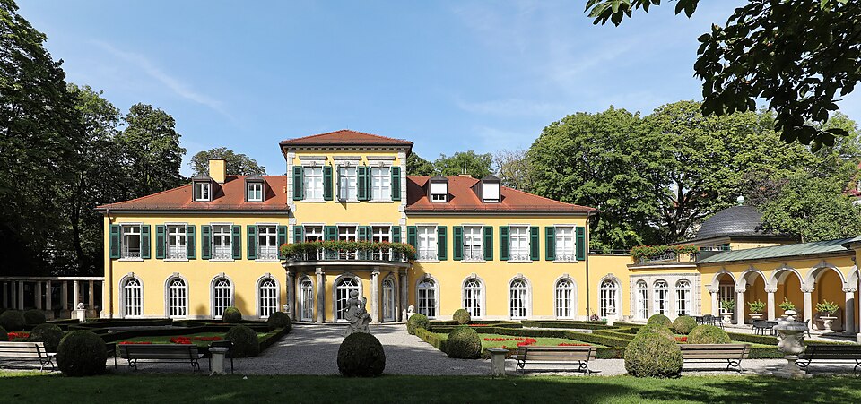 Castle Suresnes