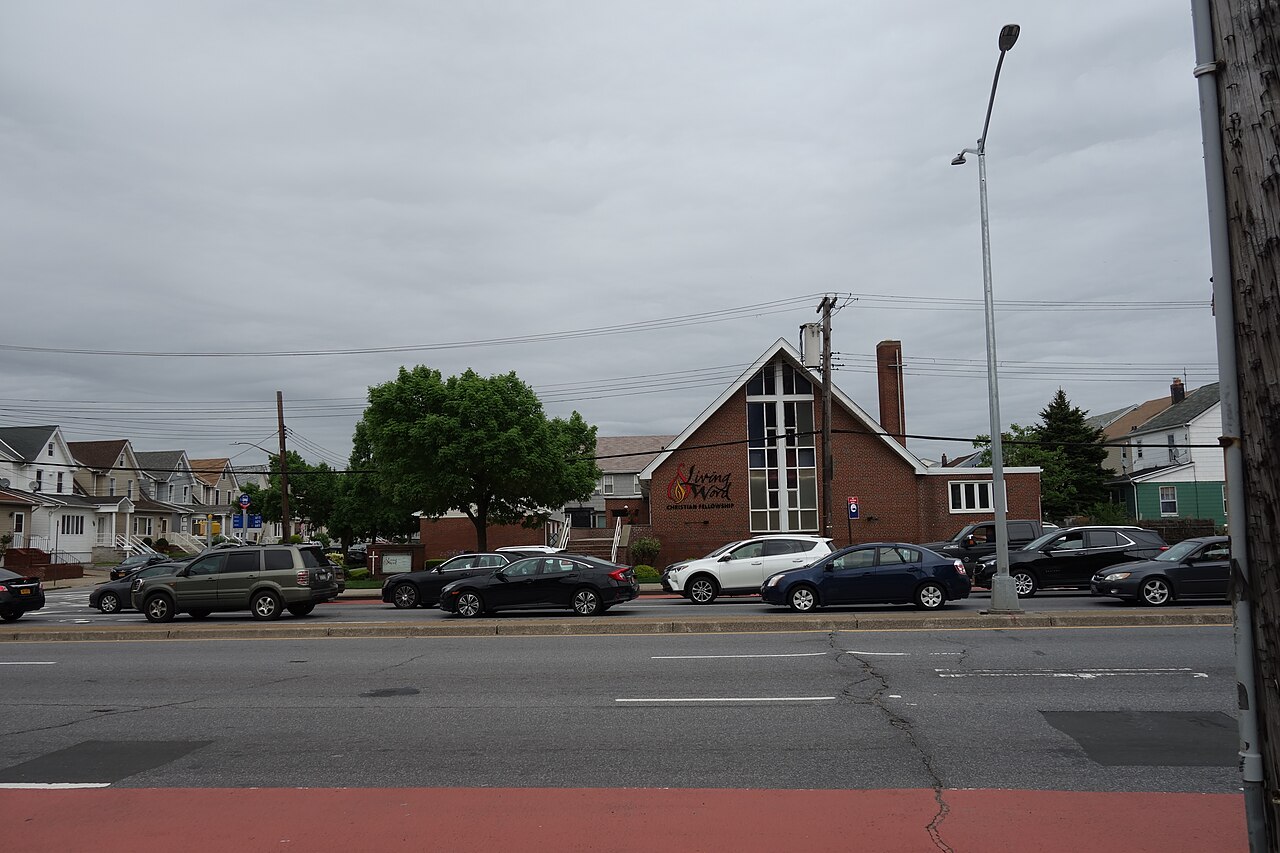 Living Word Christian Church fotoğrafı