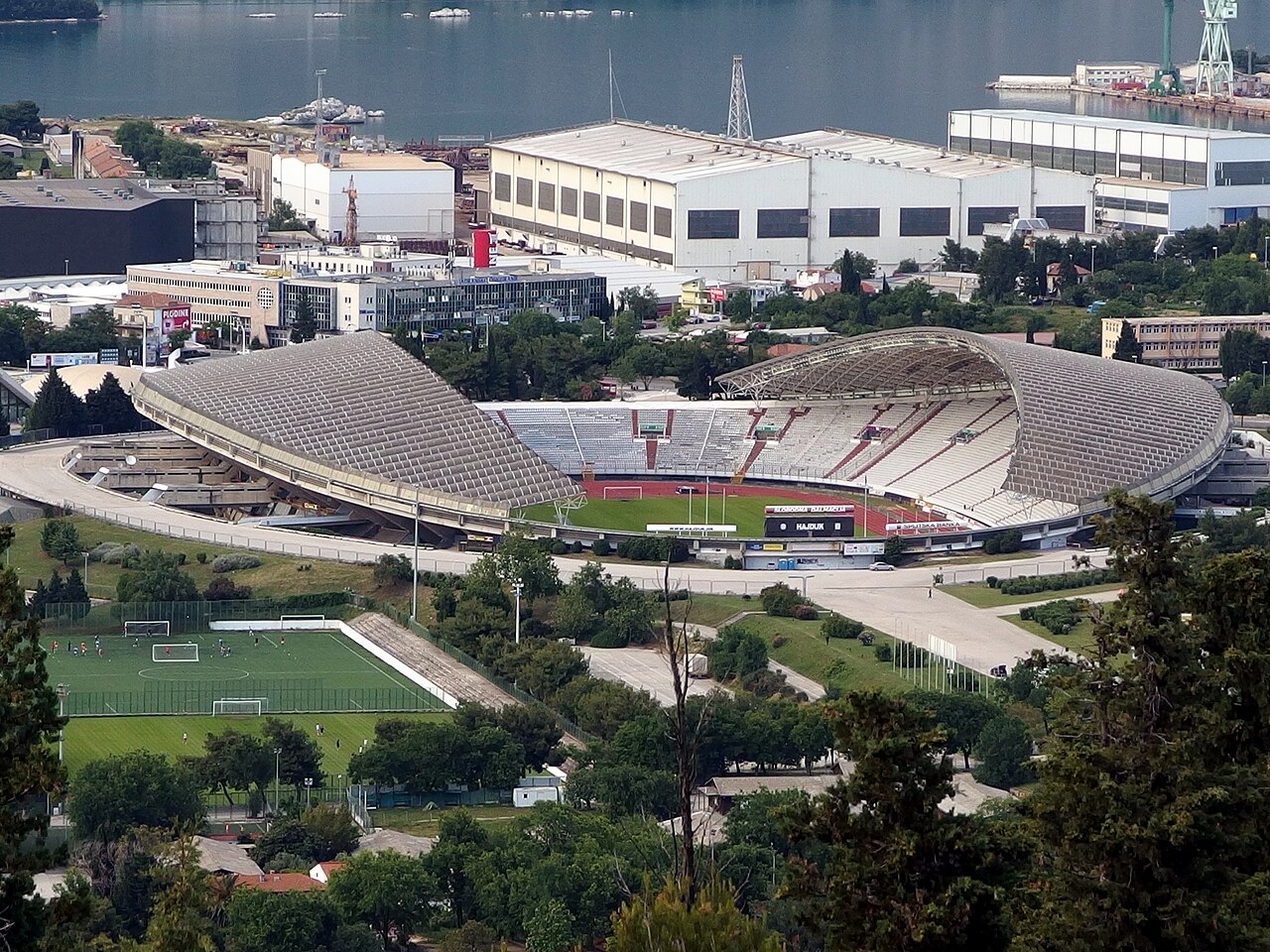 Ein Foto von Stadion Poljud