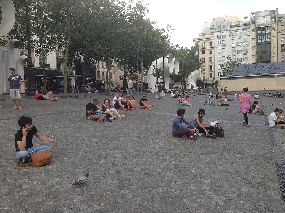 A photograph of Centre Georges Pompidou