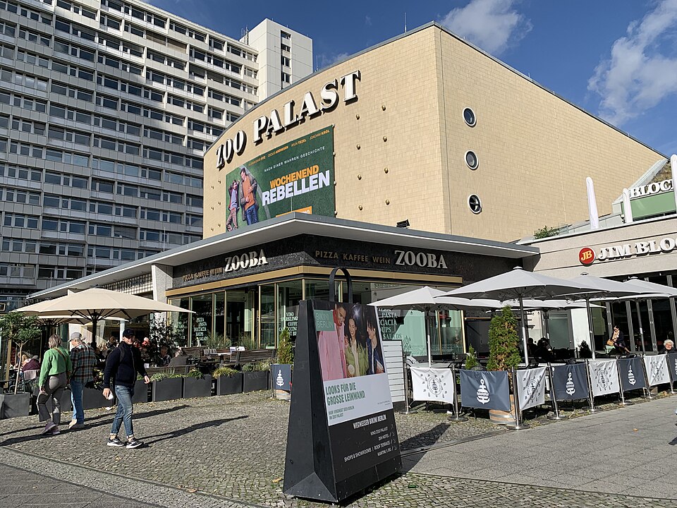 A photograph of Zoo Palast