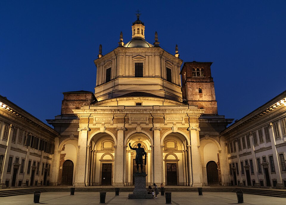 A photograph of Basilica of San Lorenzo