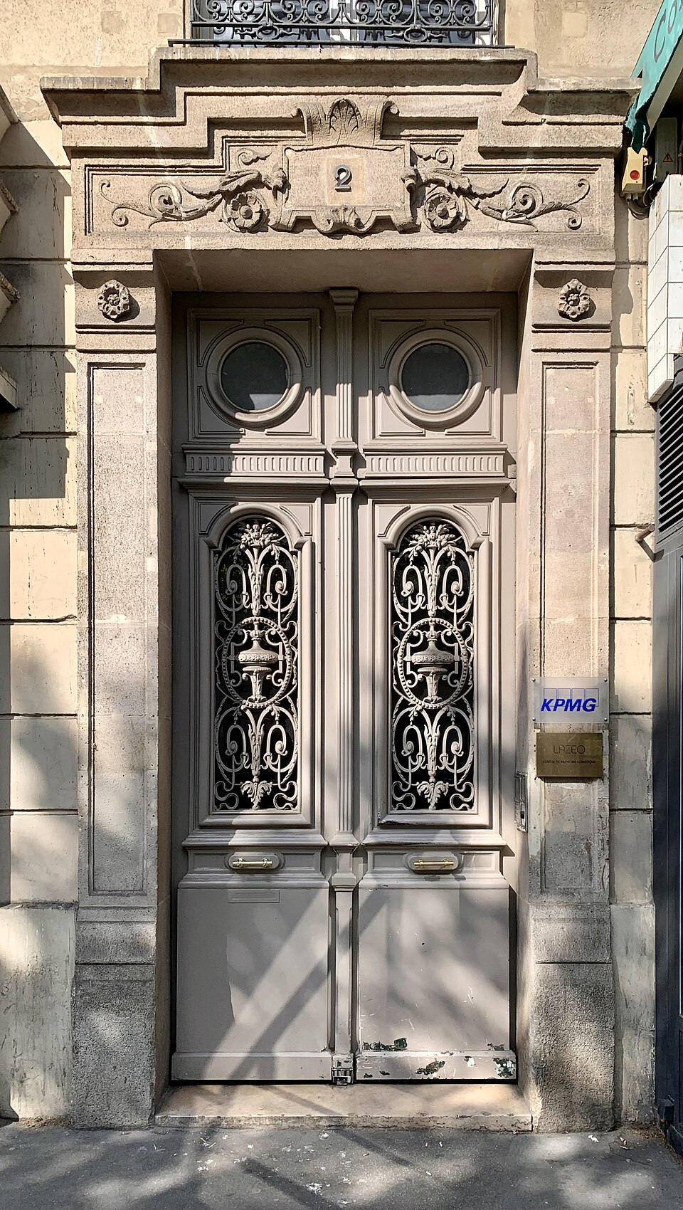 A photograph of place de la République