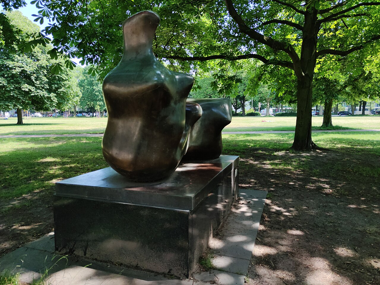 Reclining Figure