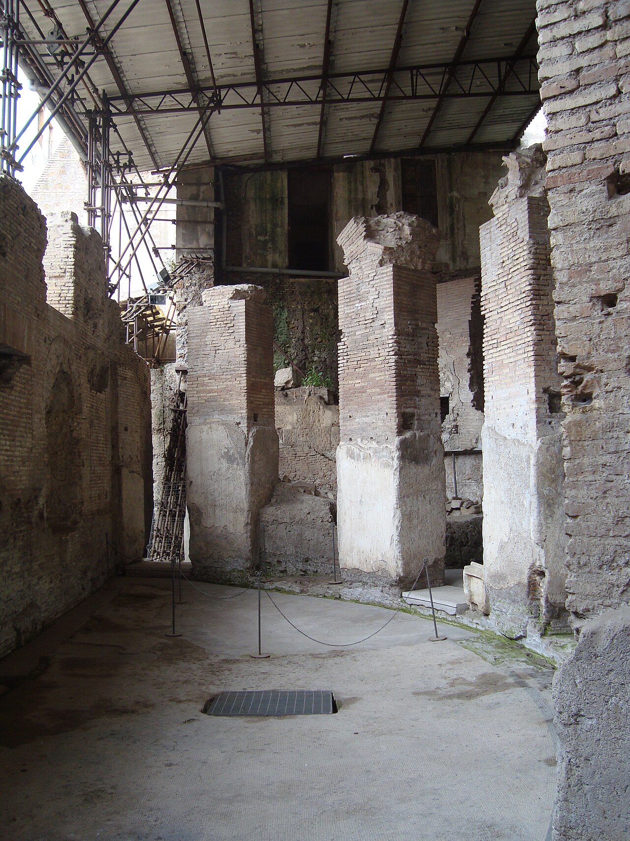 صورة Exedra