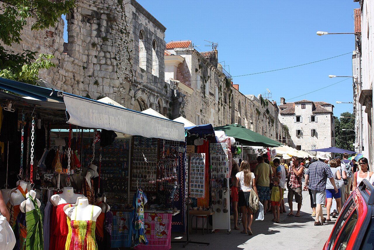 A photograph of Pazar
