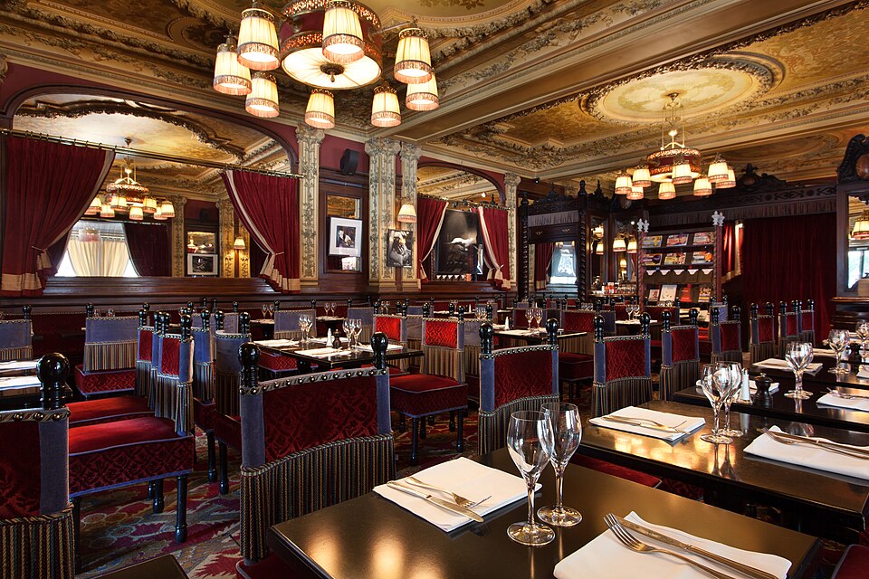 A photograph of Le Zimmer