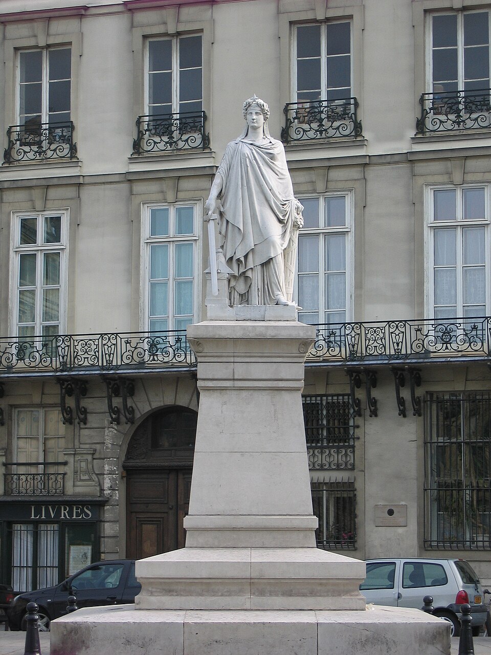 A photograph of La République