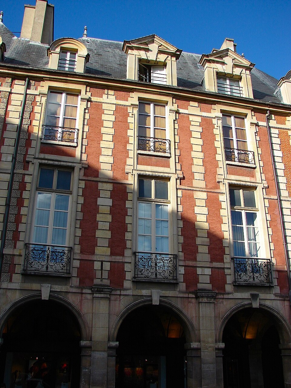 A photograph of Hôtel du Cardinal de Richelieu