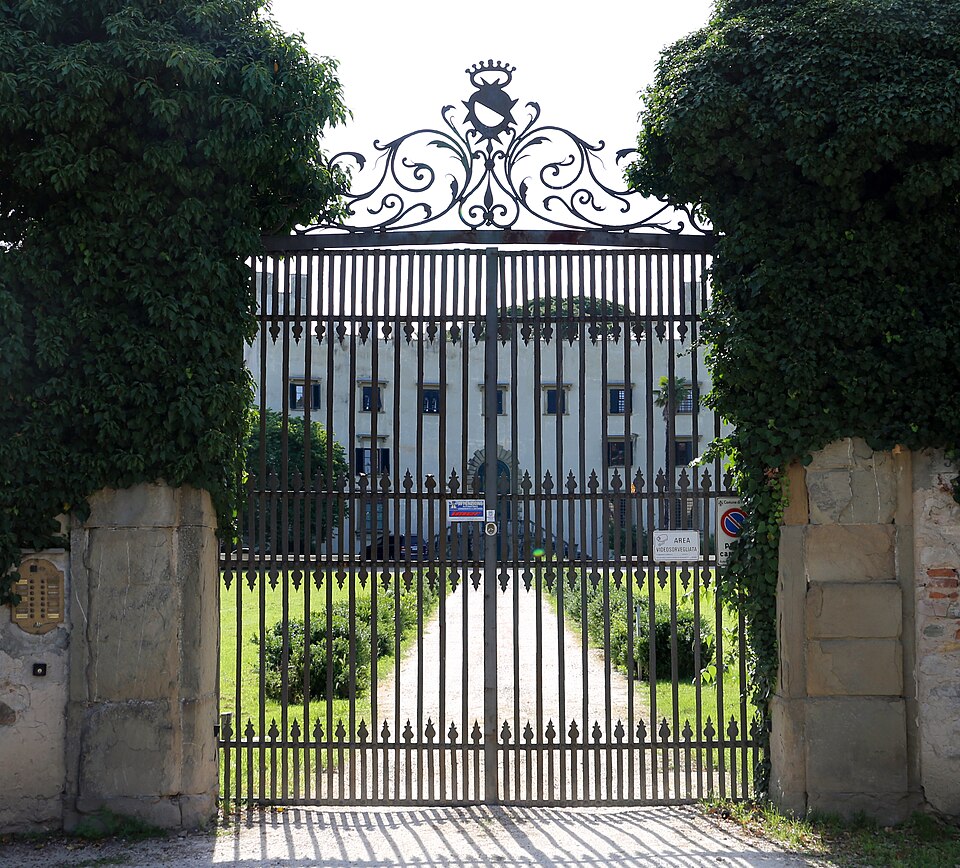 A photograph of Bisarno Castle